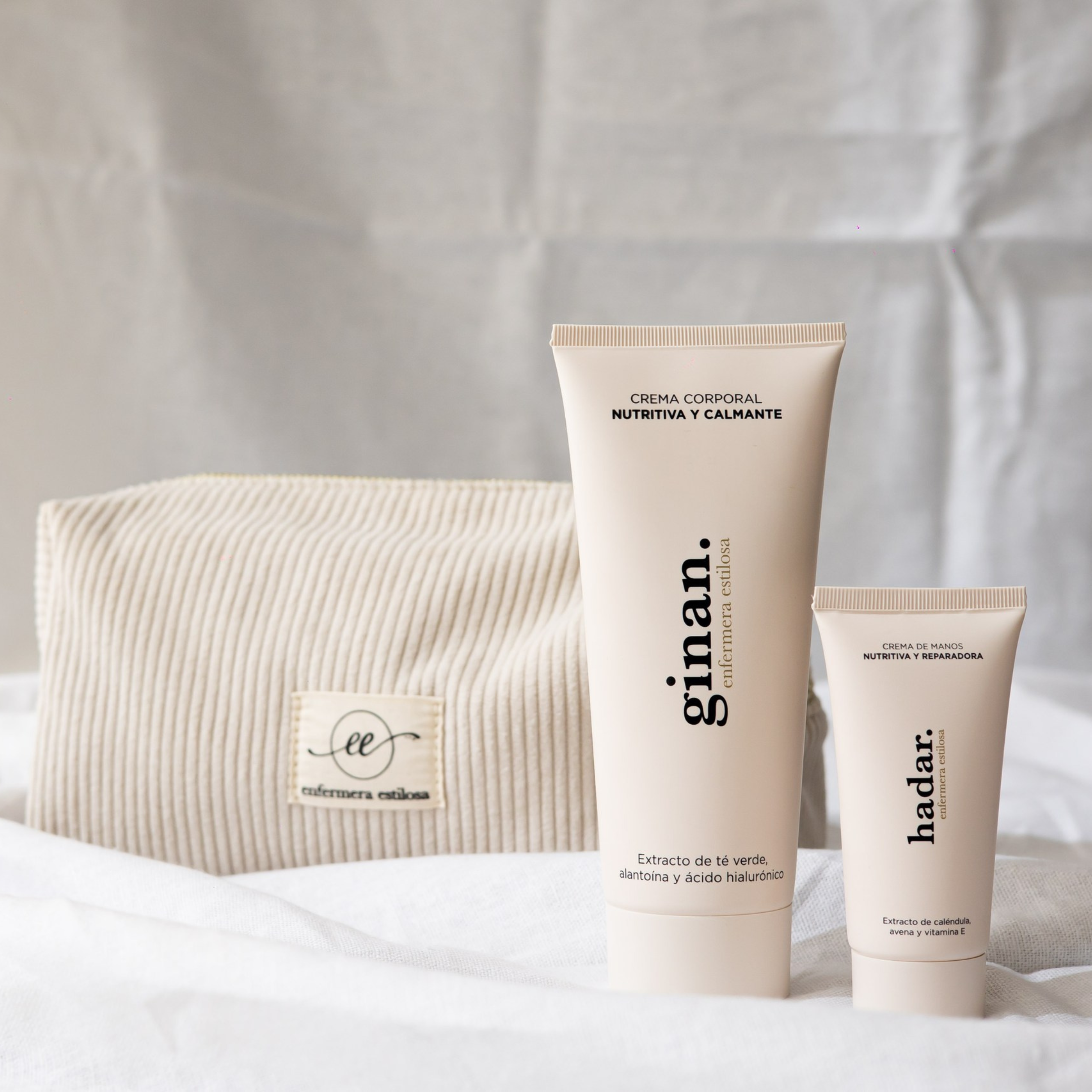 Pack neceser + crema corporal + crema manos