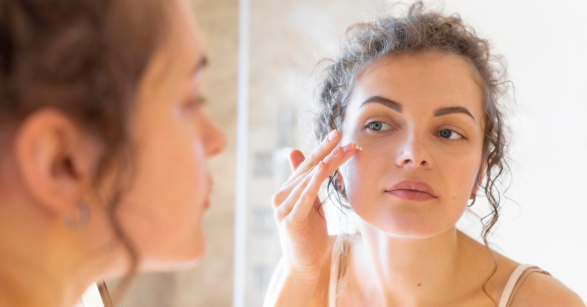 Rutina facial para piel grasa con tendencia acneica